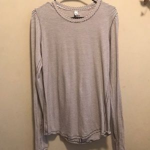 Lululemon size 12 striped shirt